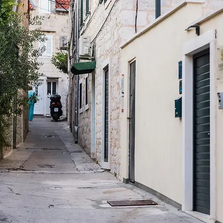 Memento Apartment - In The Heart Of Old Town Split Exterior photo