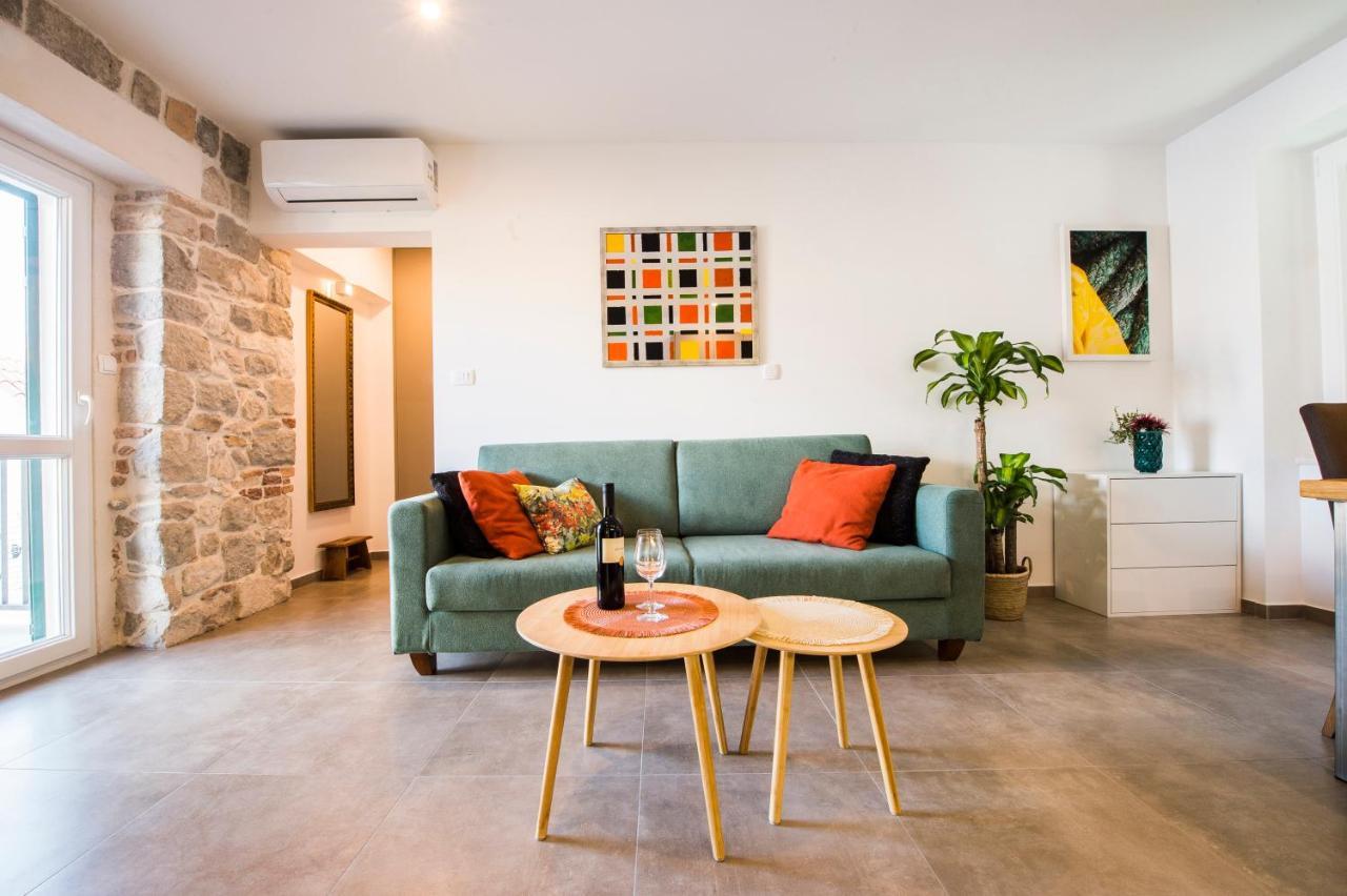 Memento - In The Heart Of Old Town Apartment *